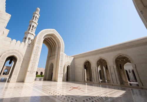 Zobacz Oman ✈️🕌🐪 Loty z Warszawy i noclegi w ⭐⭐⭐⭐ hotelu za 2759 PLN