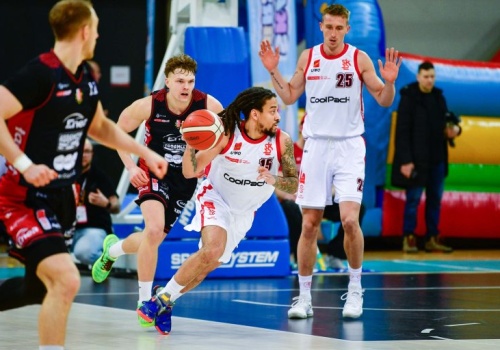 ŁKS Coolpack Łódź przegrał z Astorią Bydgoszcz 73:75 – mecz rozstrzygnięty w ostatnich sekundach
