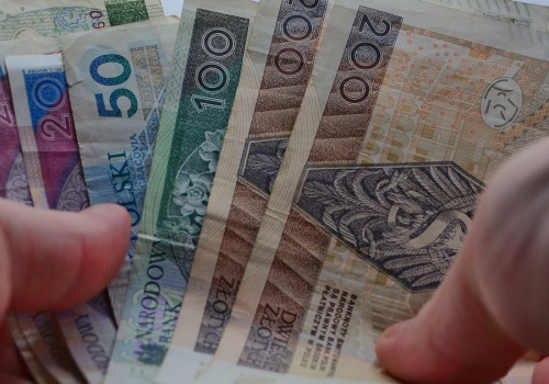 Waloryzacja emerytur 2026 wyższa niż planowano. Oto nowe kwoty