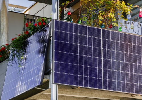 Fotowoltaika na balkonie w bloku to nawet 757 zł oszczędności rocznie i zwrot w 3–4 lata