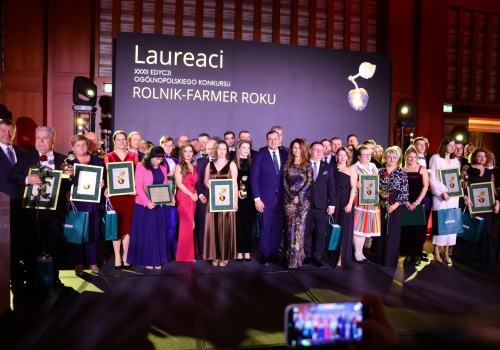 Złote Jabłka dla liderów polskiej wsi. Rolnicy pokazali siłę nowoczesnego rolnictwa