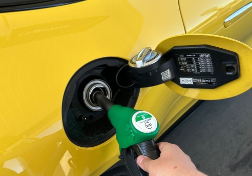 Zmierzyli prawie milion hybryd plug-in. Realne spalanie jest cztery razy wyższe