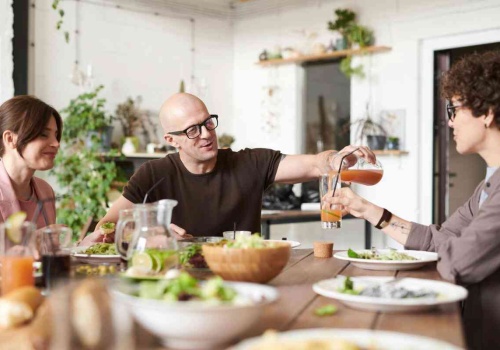 Zaskakujące zalety rodzinnych obiadów. Jest jedno „ale”