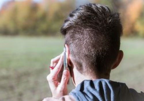 Dzwoni telefon? Gdy padną takie słowa, lepiej się rozłącz