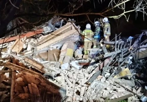 Budynek zawalił się po wybuchu butli z gazem. Jedna osoba wydobyta spod gruzów