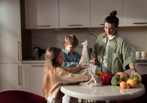 Zdrowe nawyki na talerzu: ruszył program „Roślinny Market” we wrocławskich szkołach