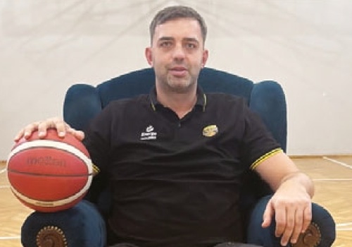 Marcin Stefański. Walczył na koszykarskich parkietach, teraz jest radnym