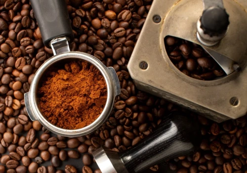 Fusy po kawie miały odmienić branżę budowlaną. Naukowcy wskazują kierunki