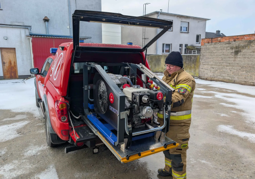 L200 ze sprężarką. Nowy nabytek OSP Żabno