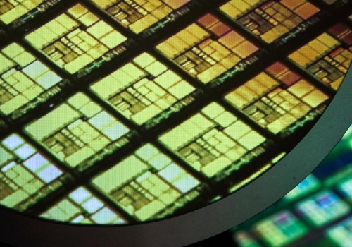 Półprzewodniki i centra danych. Inwestycje w Polsce wpisują się w globalne trendy