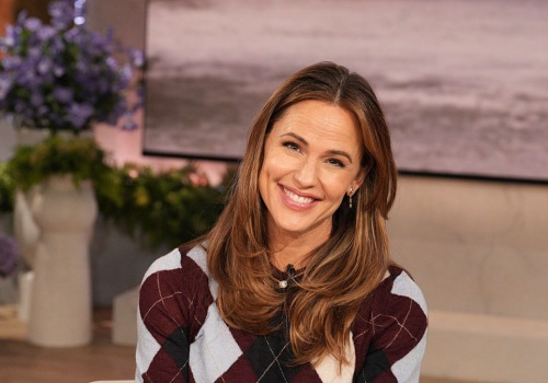 Nosi je Jennifer Garner. Te jeansy wydłużają nogi, maskują masywne uda i łydki