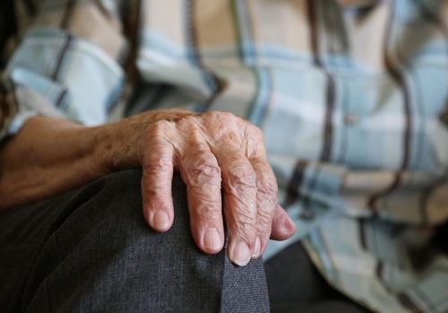 ZUS upomina seniorów: masz na to tylko 12 dni. Po tym terminie cofnie emeryturę