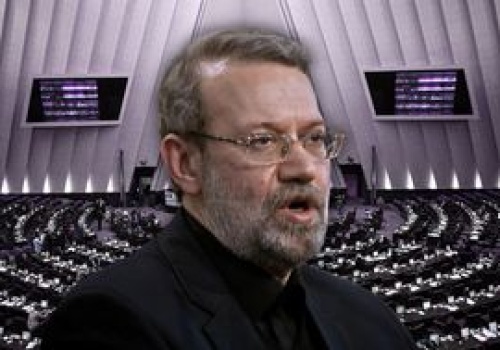 Ajatollah odchodzi w cień. Przekazał kontrolę nad krajem szefowi służb