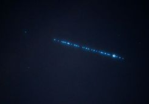 Starlinki przemkną nad Polską. Wypatruj 