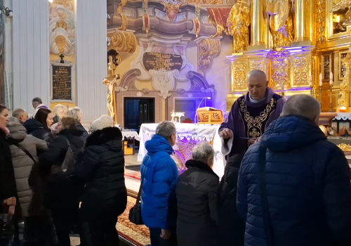 Piotrkowski portal o Środzie Popielcowej u jezuitów