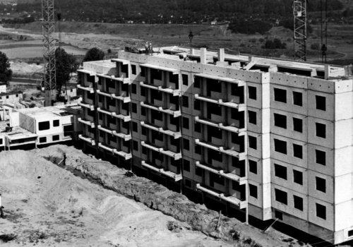 Zatorze, Chorzeń czy Pawłówek - gdzie zbudowano ten blok?