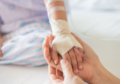 „Leczono dzieci na chorobę, której oficjalnie nie było”. Ołowiane dzieci i tragedia, którą próbowano ukryć