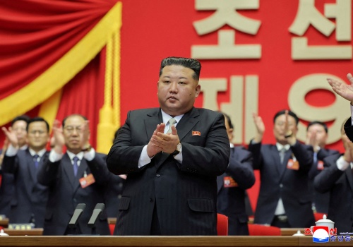 „Niezachwiana wola” partii, narodu i armii. Kim Dzong Un nagrodzony za rozwój sił atomowych