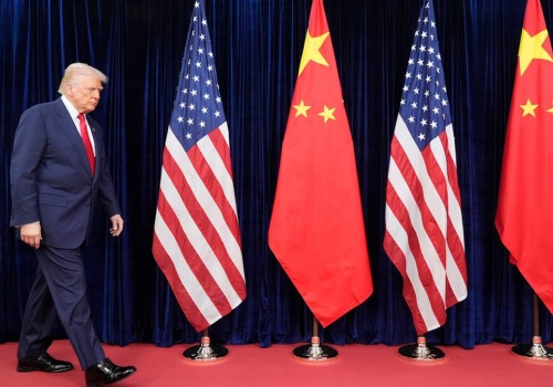 Chiny reagują na działania Trumpa. Pekin zapowiada stanowczą obronę