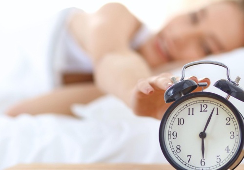 Zmiana czasu na letni 2026 Kiedy przestawimy zegarki? Tej nocy będziemy spać krócej