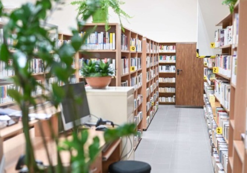 Biblioteka im. Biegańskiego już otwarta po remoncie za 4,9 mln zł