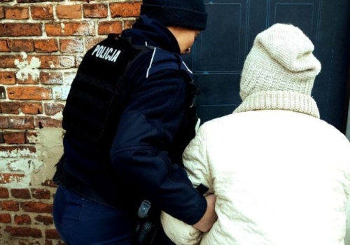 Policjanci piotrkowskiej patrolówki uratowali 94-latkę