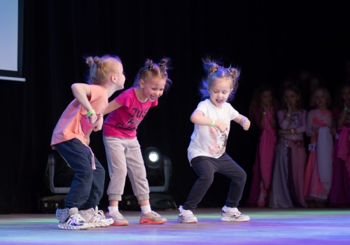 Rodzice czują presję. 