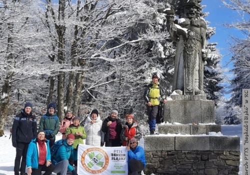 Wędrowali na Pustewny i Radchoszcz. Kolejna udana eskapada „Beskidzioków”, którą można potraktować jako inspirację