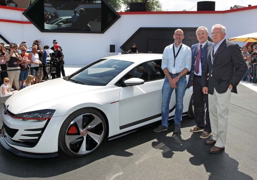 Dwa fotele i sześć cylindrów. Oto Volkswagen Golf Design Vision GTI