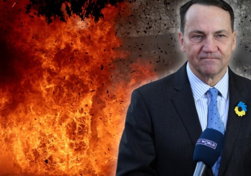 Chaos i zamieszki na ulicach Meksyku. Sikorski z apelem do Polaków