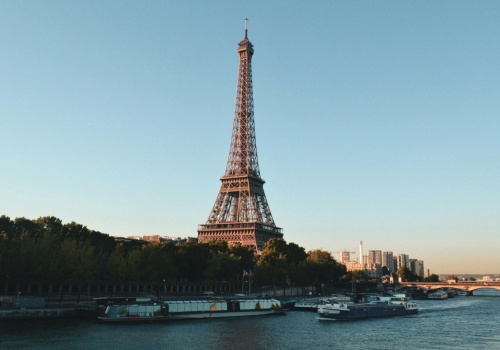 Francja mierzy się z wyciekami danych