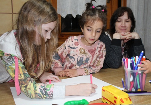 Zamiast prac domowych kartkówki? Nowacka: Oduczyli się uczyć, oduczyli się sprawdzania wiedzy