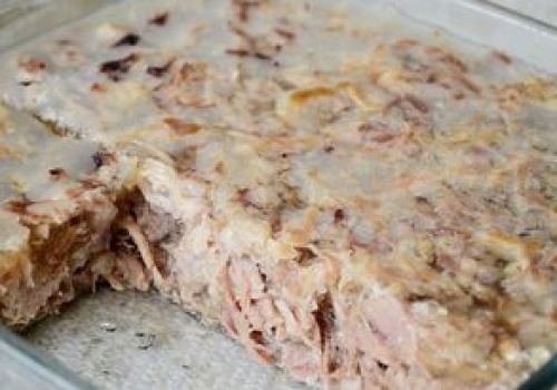 Tak przygotowana huspenina nie wymaga dosypywania żelatyny. Podobną serwowano w PRL-u