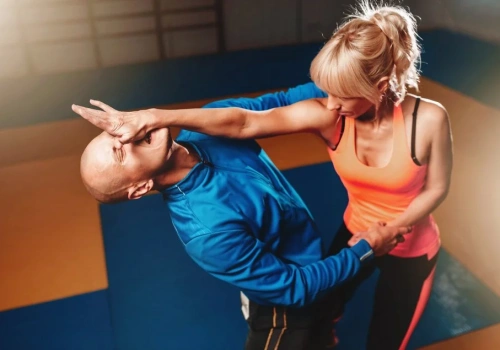 Bezpłatny kurs samoobrony dla kobiet. Rusza kolejna edycja programu „Bezpieczna Kobieta”