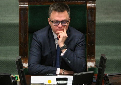 Oburzenie po artykule o chorobie Szymona Hołowni. Gazeta przeprasza polityka