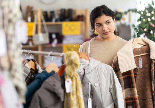 Handel detaliczny oparł się zimie. Mróz wywołał boom w sprzedaży odzieży