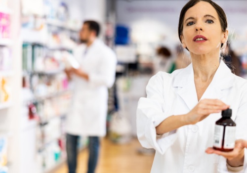 Apteka może się reklamować, ale bez wojny jak Biedronka z Lidlem. Ministerstwo chce wysokich kar