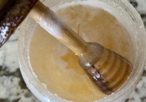 Aż 40 proc. partii z nieprawidłowościami. Wyniki kontroli miodów zaskakują