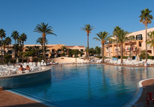 Tajemnicza wyspa w Europie. Mniej znana niż jej oblegana 