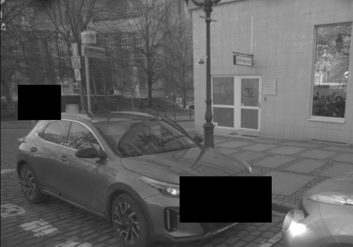 Zmieniając ID można było pobierać zdjęcia ‘źle zaparkowanych’ samochodów innych kierowców