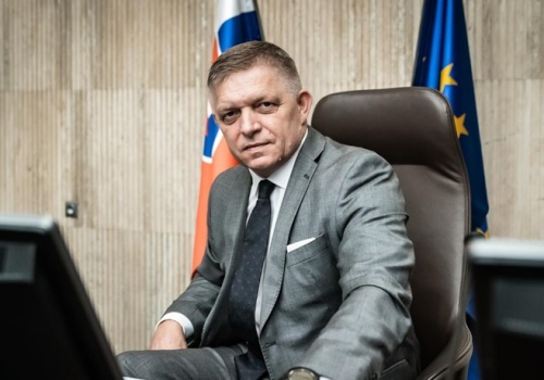 Premier Słowacji Robert Fico wstrzymał dostawy energii elektrycznej do Ukrainy