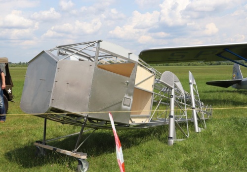 W naszym regionie powstaje replika legendarnego samolotu RWD-6. Sprawdzamy postęp prac