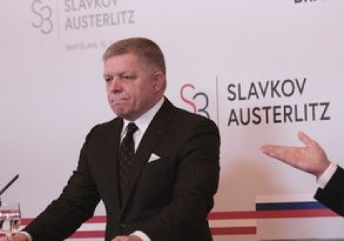 Ropa nie płynie na Słowację. Kijów znów przesuwa termin