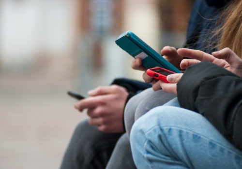 Krzysztof A. Kowalczyk: Są zamaskowani, z bronią. A my ich wpuszczamy