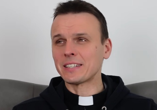 Ksiądz ujawnia kulisy udziału w 