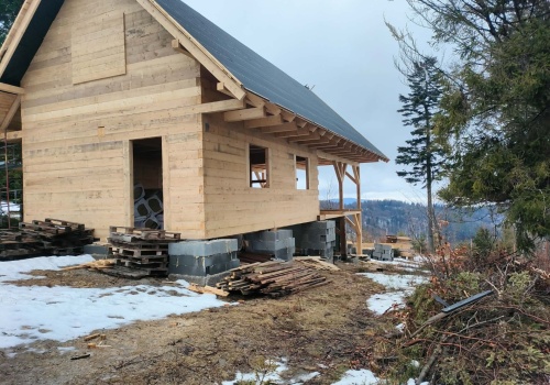 Nadzór wstrzymuje budowę „wiaty”. Wygląda jak dom