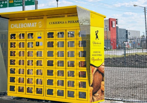 Świeży chleb o każdej porze. Nowy chlebomat w Raciborzu przy ul. Jana Pawła II obok myta już działa