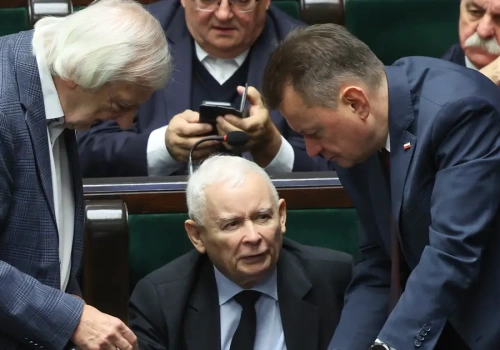 W PiS trwa poszukiwanie kandydata na premiera. W co naprawdę gra Kaczyński?