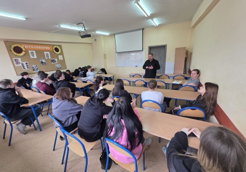 Spotkanie dla młodzieży dotyczące świadomego i profesjonalnego wejścia na rynek pracy