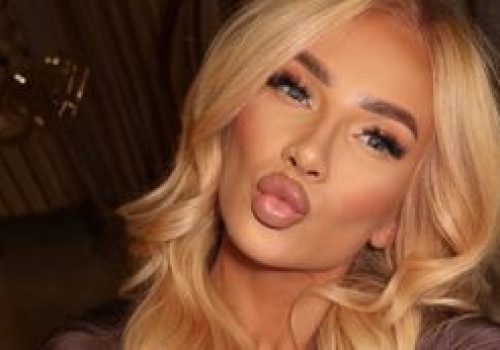 Izabela Macudzińska POZBYŁA SIĘ DOCZEPÓW i chwali się krótką fryzurką. 